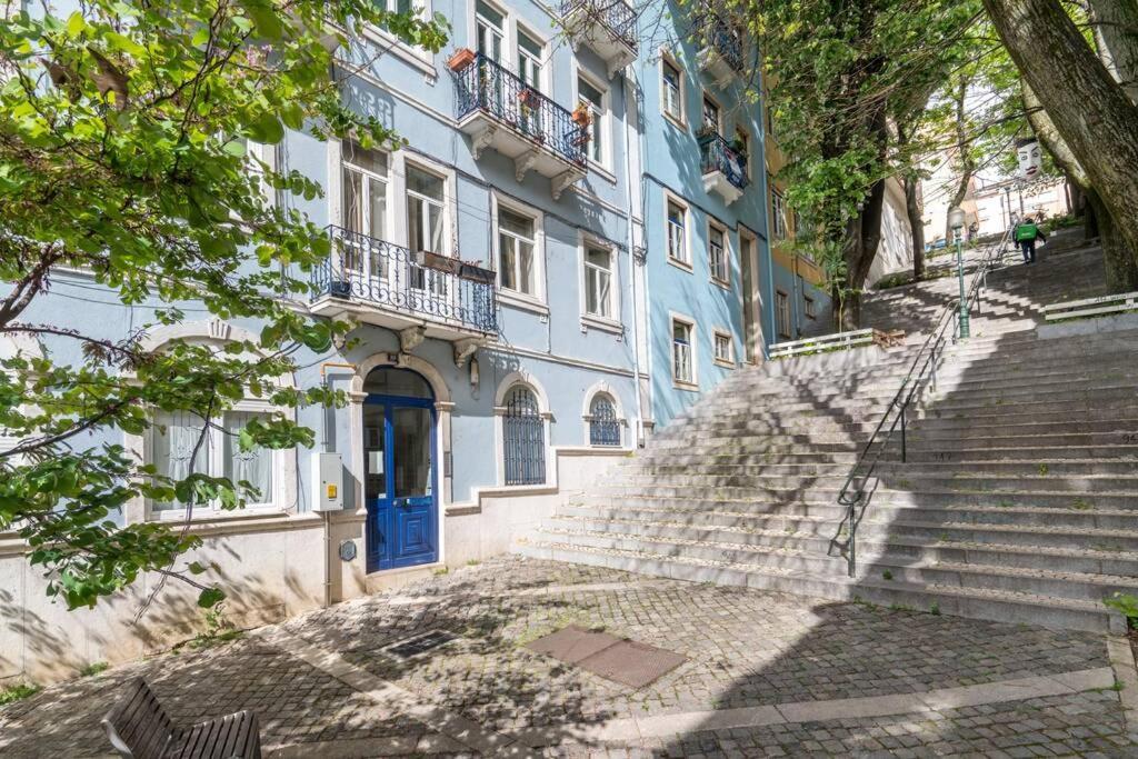Beautiful Apartment Near The Center Of Lisbon Luaran gambar