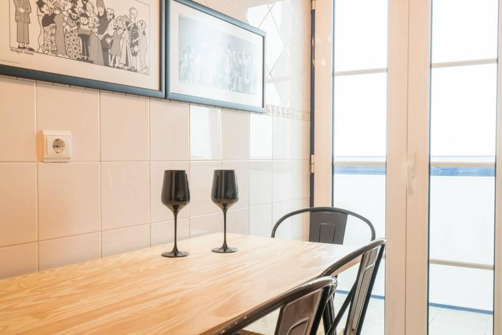 Beautiful Apartment Near The Center Of Lisbon Luaran gambar