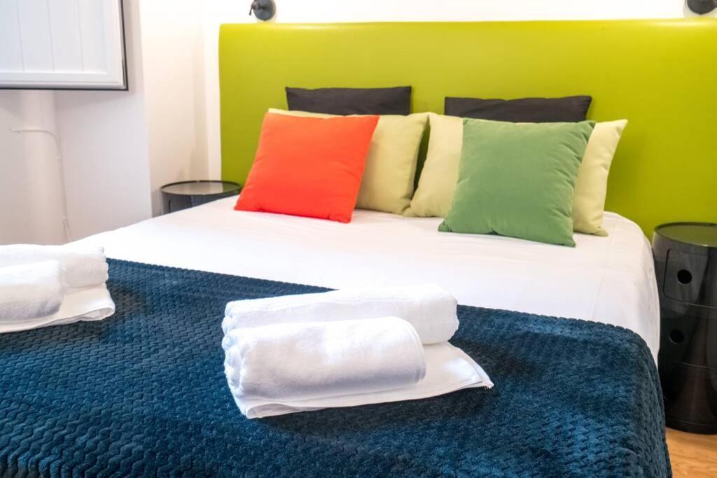 Beautiful Apartment Near The Center Of Lisbon Luaran gambar